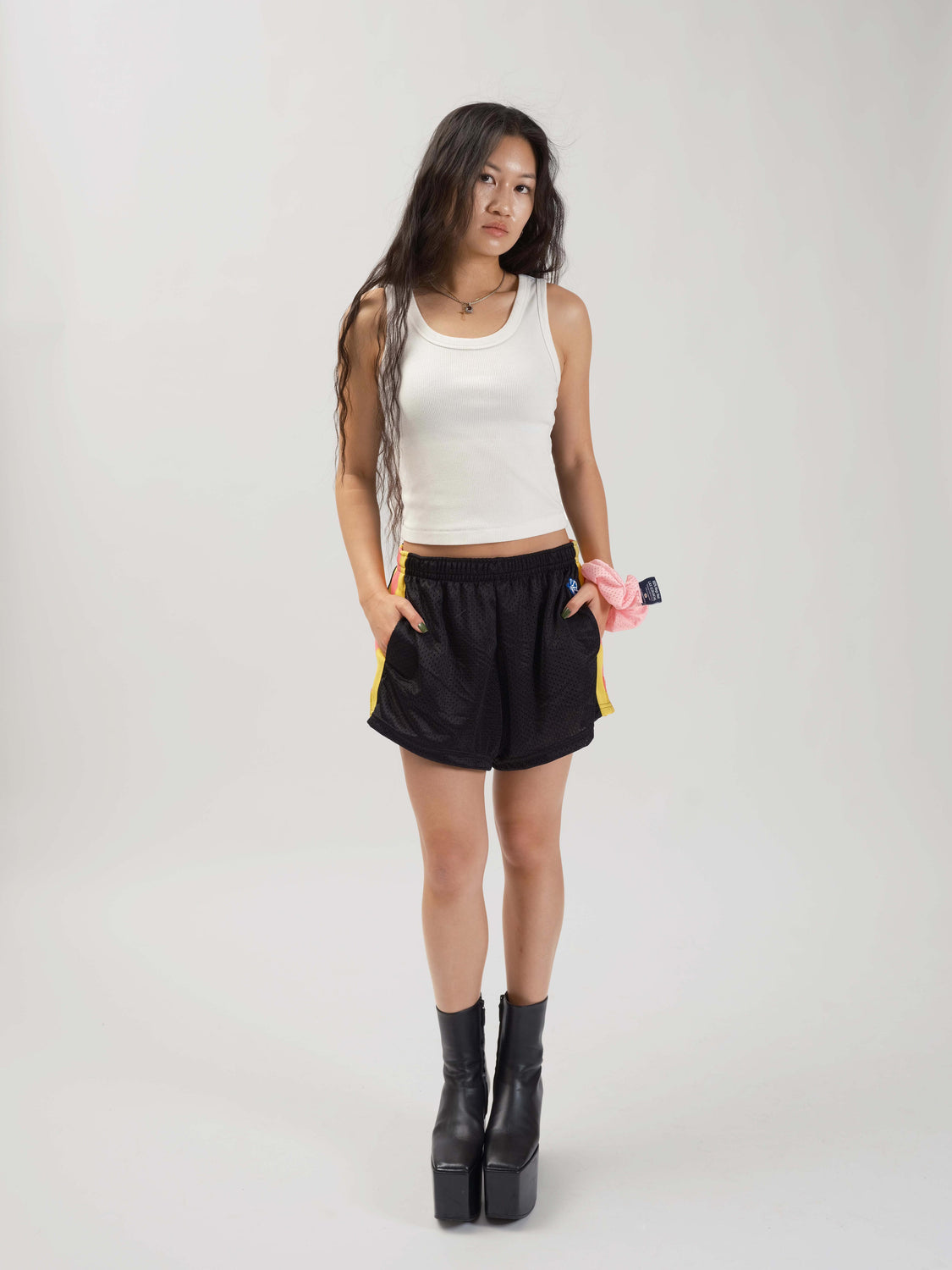 R1 LAX SHORT