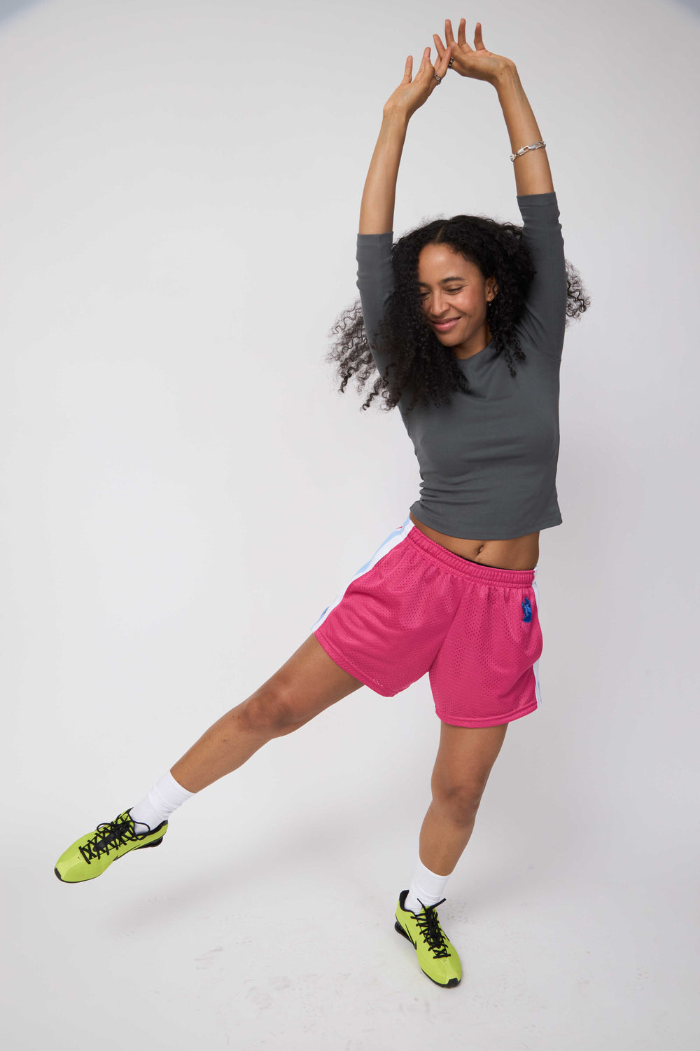 R1 LAX SHORT - hover